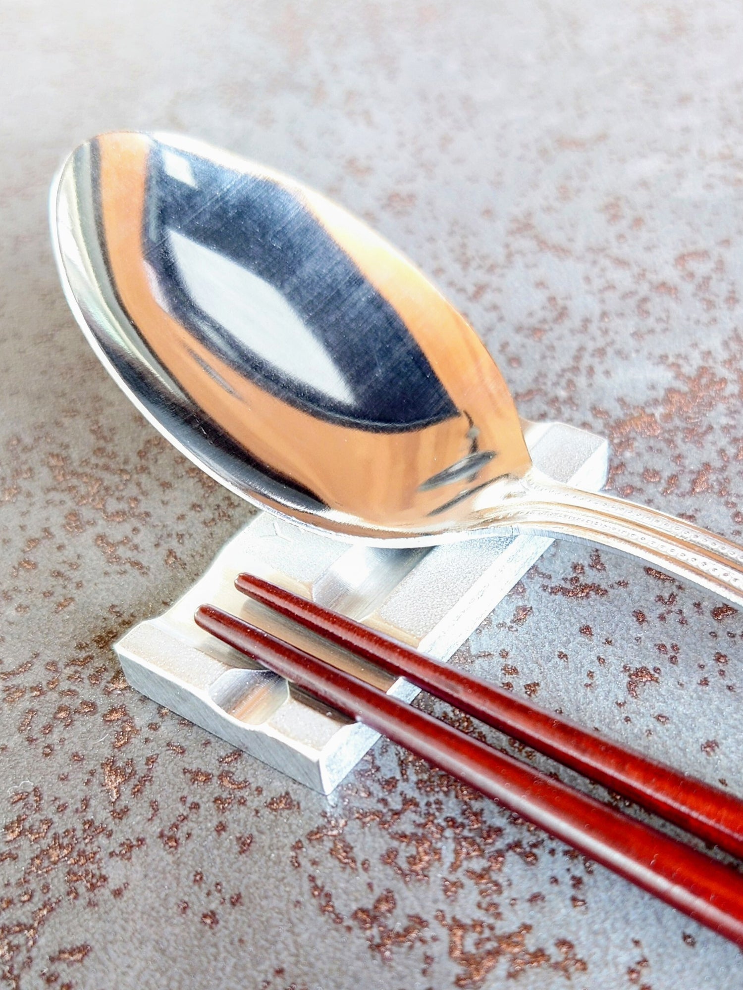 メカメロン プロテイン 滋賀県 山岡精機株式会社